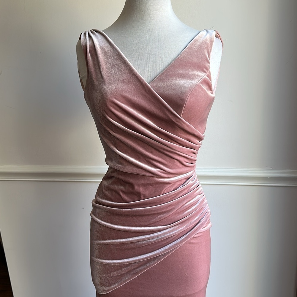 Revelry Dawson Velvet Bridesmaid Dress Elegant Pink Evening Gown Size 0 NWOT - Picture 3 of 10
